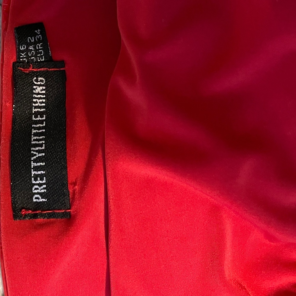 Pretty little thing 2 piece set. Size US 2. Worn once.